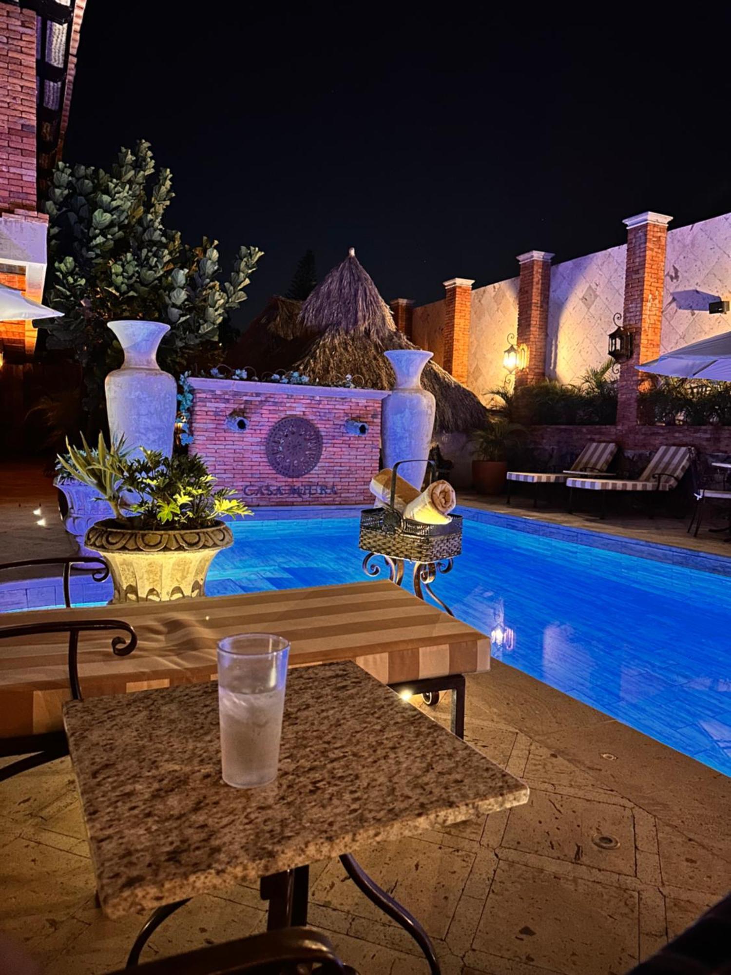 Casa Miura Hotel Boutique Ахихик Экстерьер фото